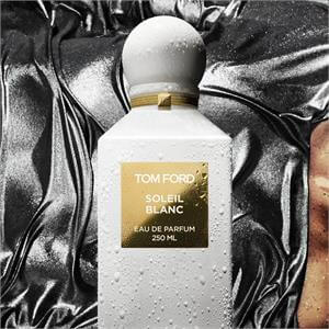 TOM FORD Soleil Blanc Eau De Parfum 250ml  with Free Atomizer